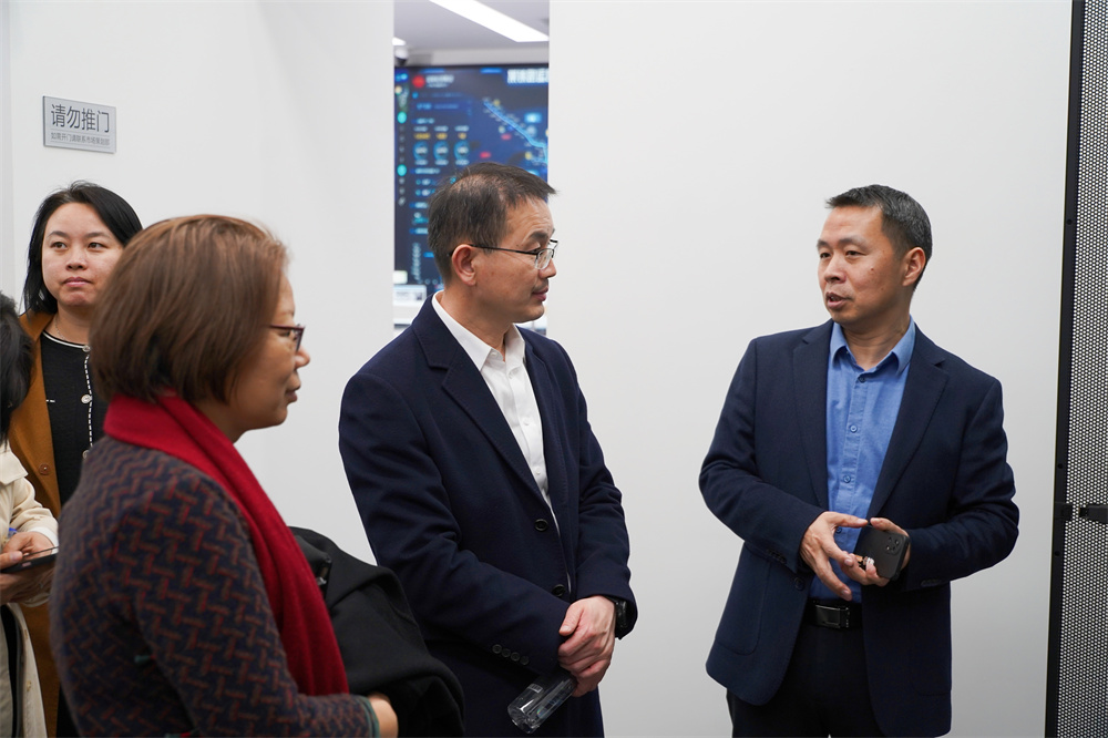 1636292290175463426.jpg 1636292290175463426.jpg