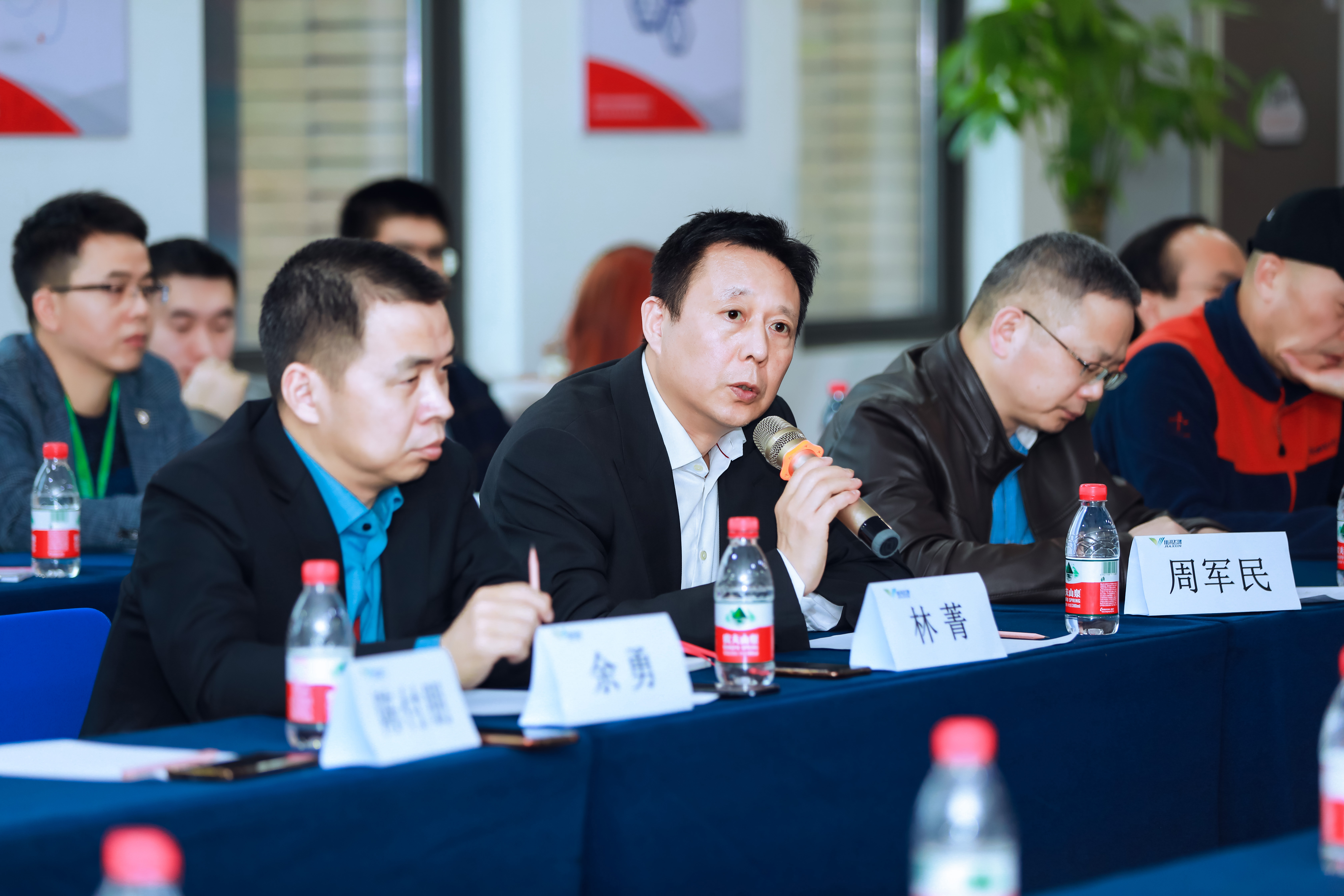 1656493727870267394.jpg 1656493727870267394.jpg