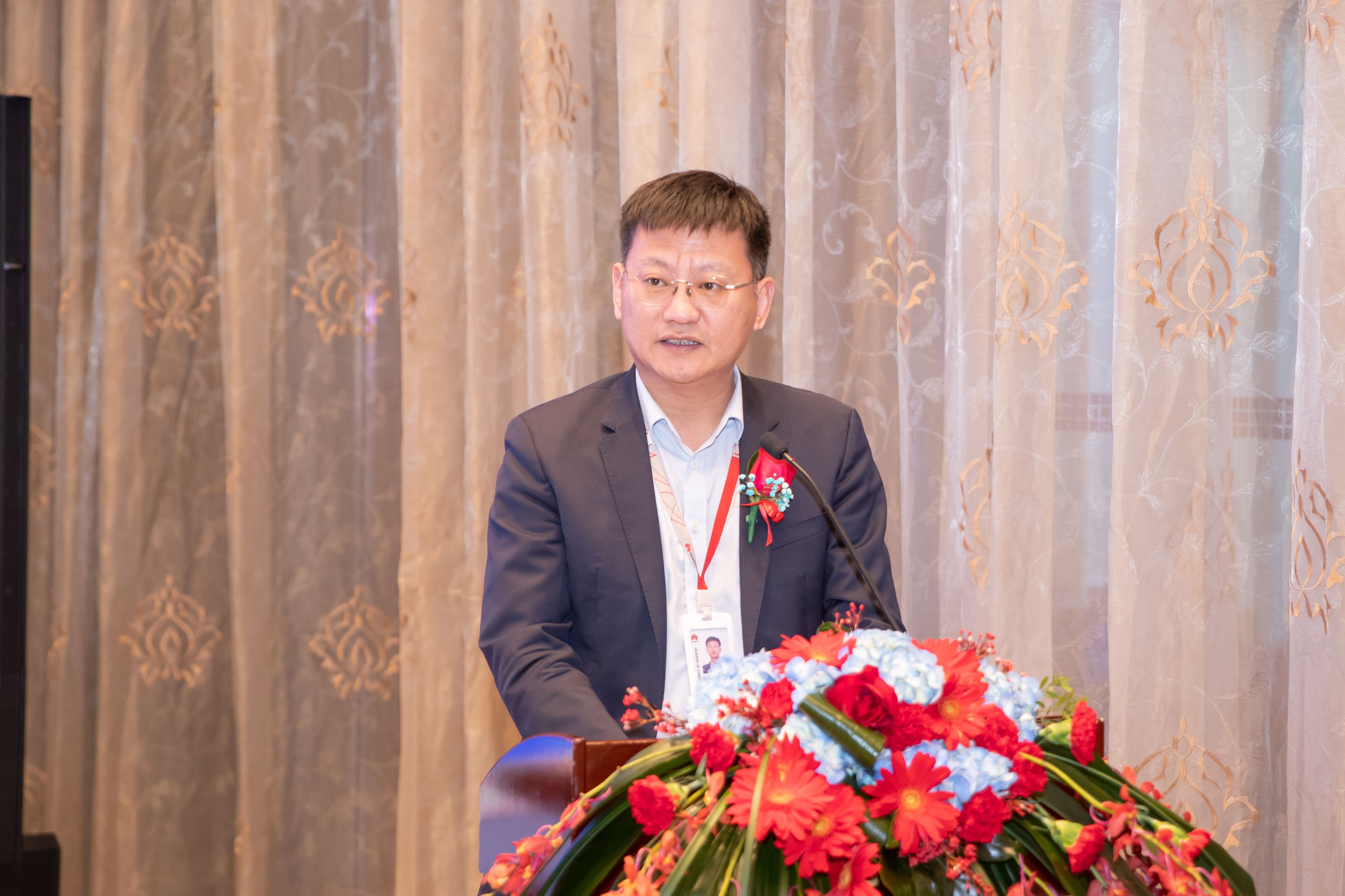 1729731193057746946.jpg 1729731193057746946.jpg