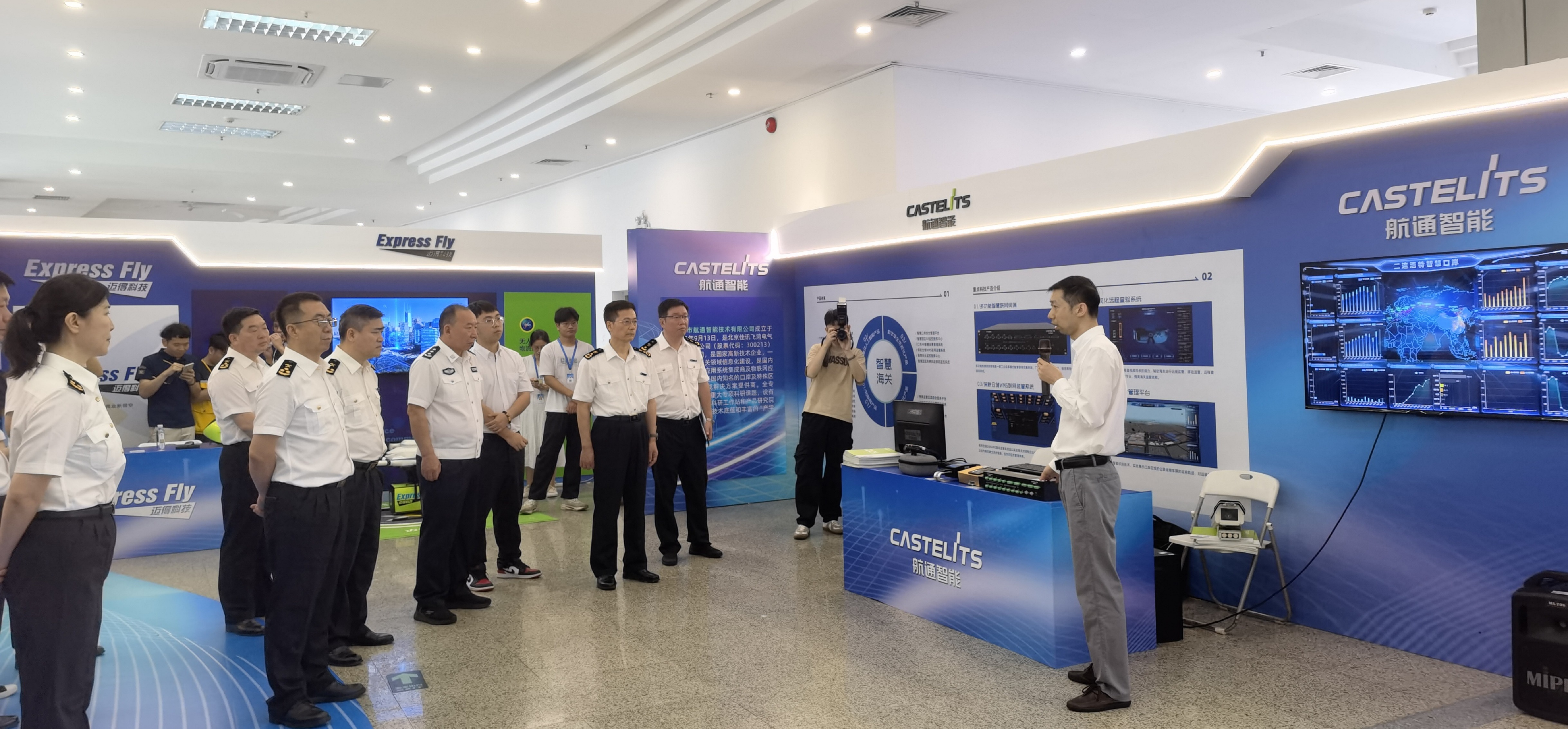 1796411894959874049.jpg 1796411894959874049.jpg