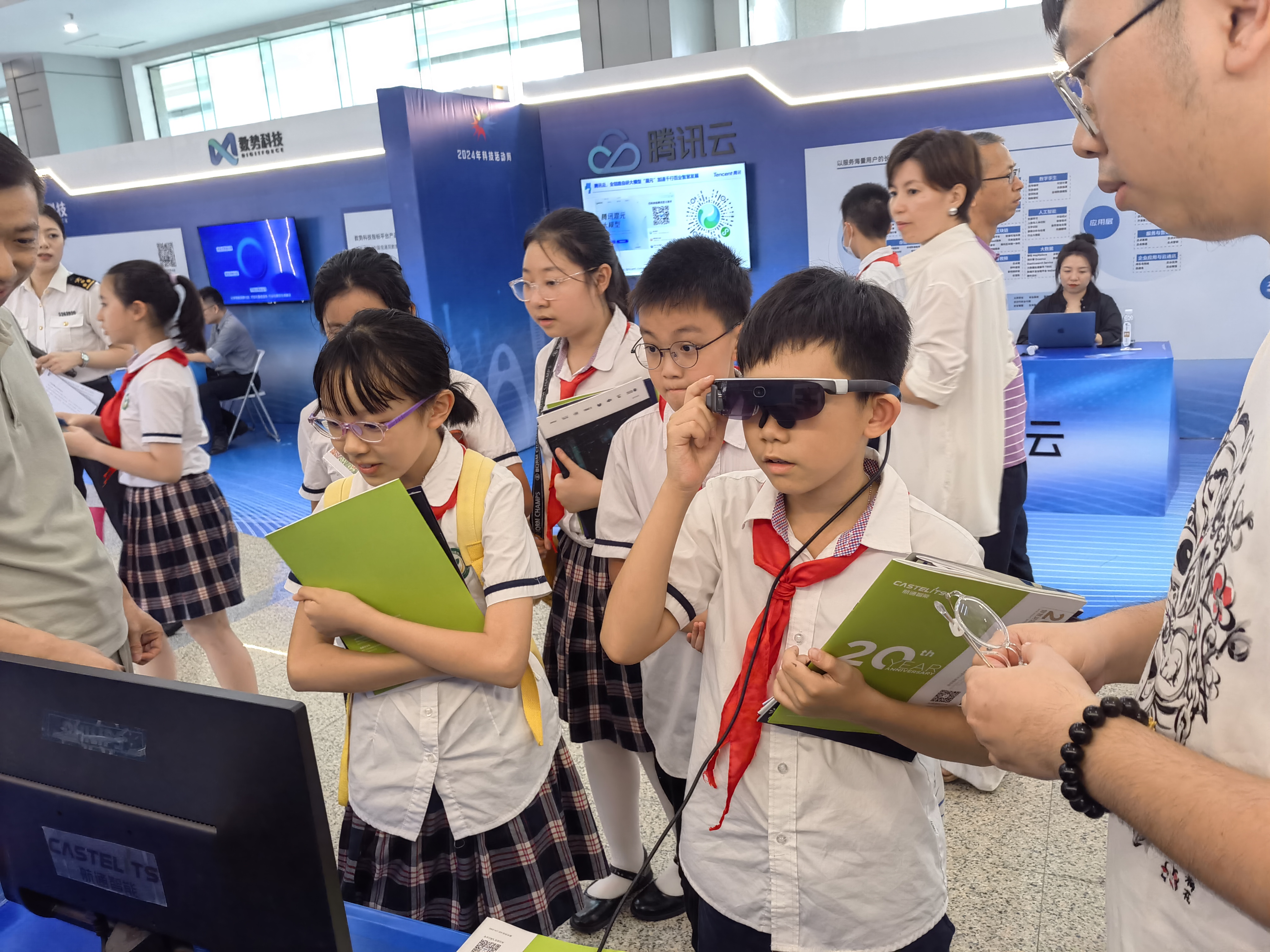 1796412267288240129.jpg 1796412267288240129.jpg