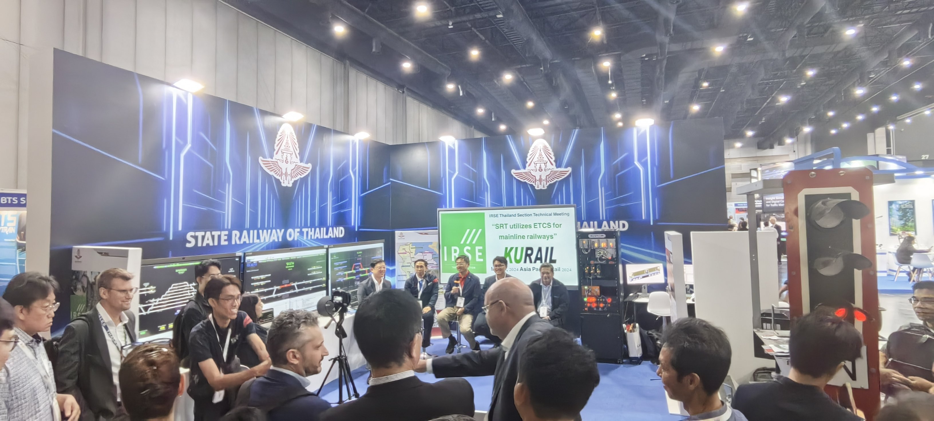 1797476659530473474.jpg 1797476659530473474.jpg