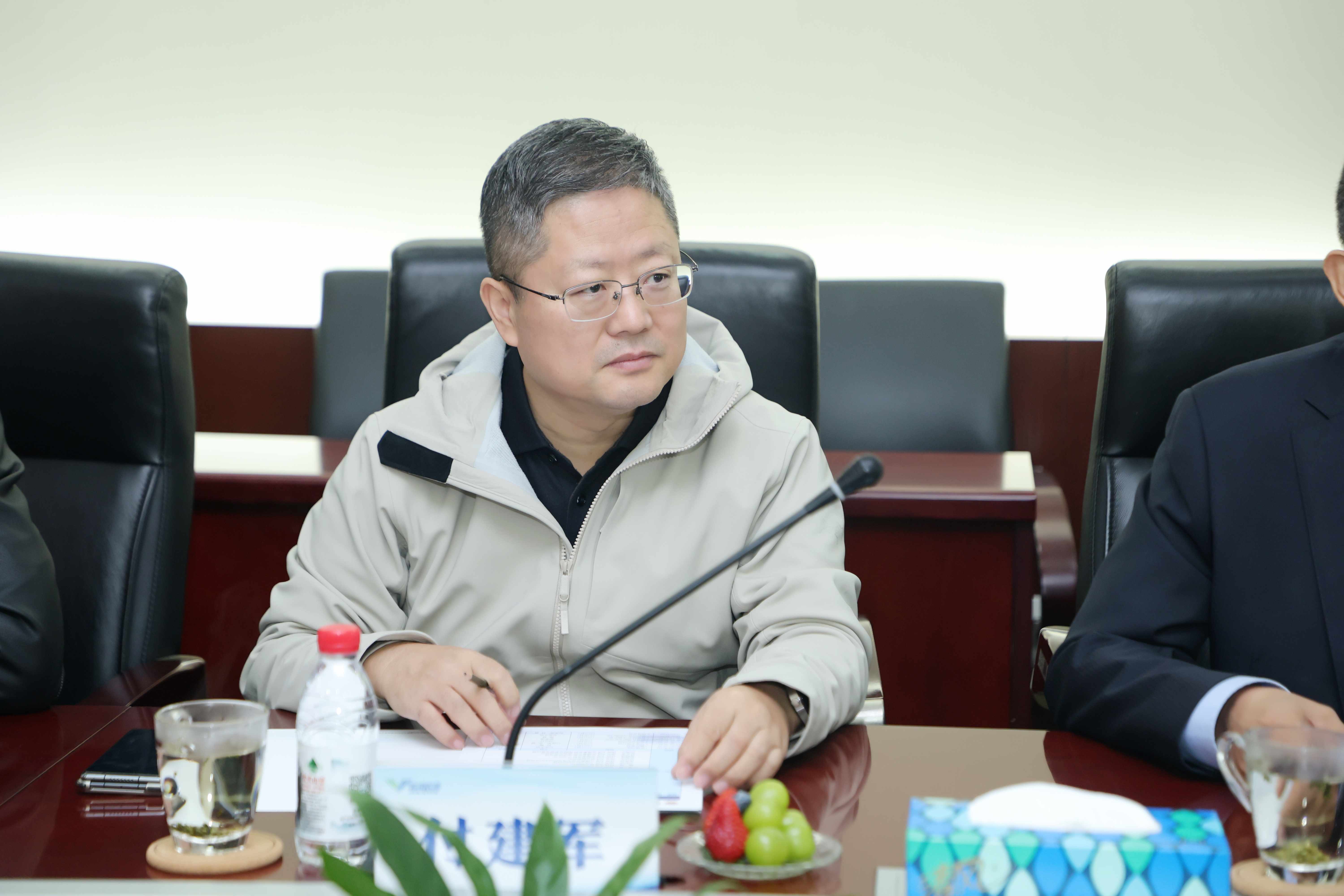 1856926812183883778.jpg 1856926812183883778.jpg